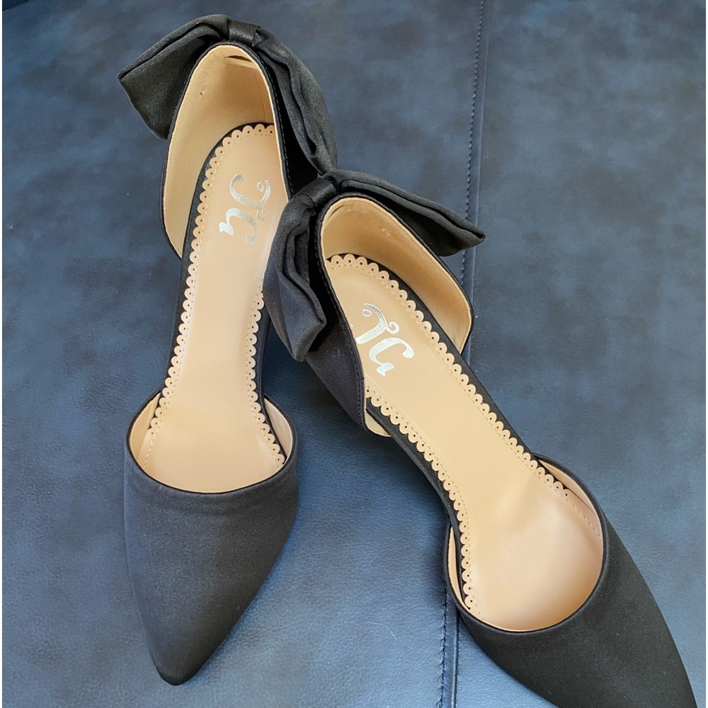 Beautiful Black Dress Shoe